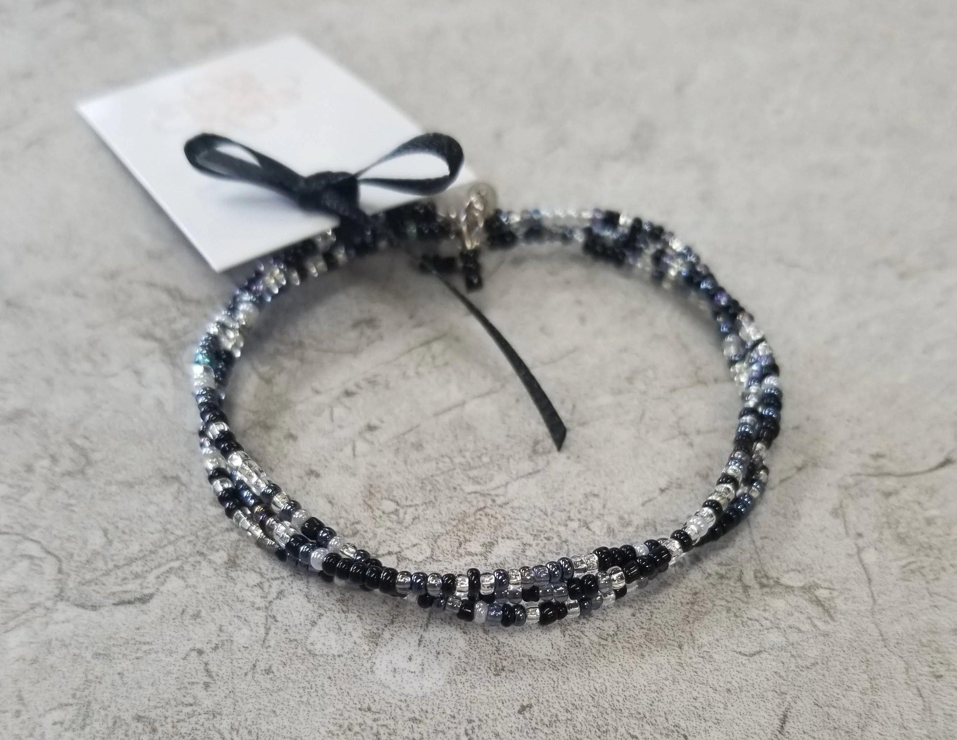 Black & Silver Seed Bead Bracelet - DearBritt