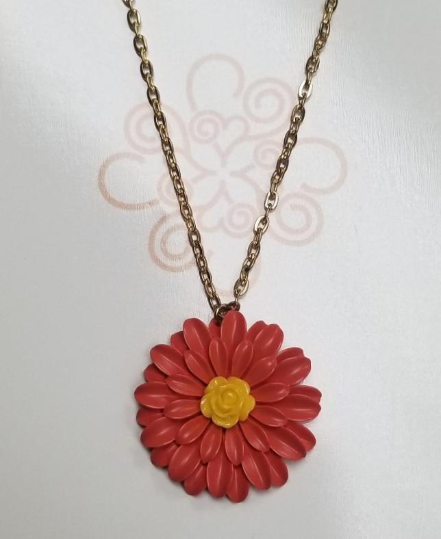 Flower Pendant Necklace - DearBritt