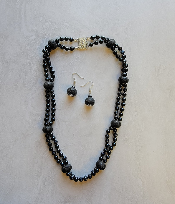 Black Pearl Jewelry Set - Matching Necklace & Earrings - One of a kind