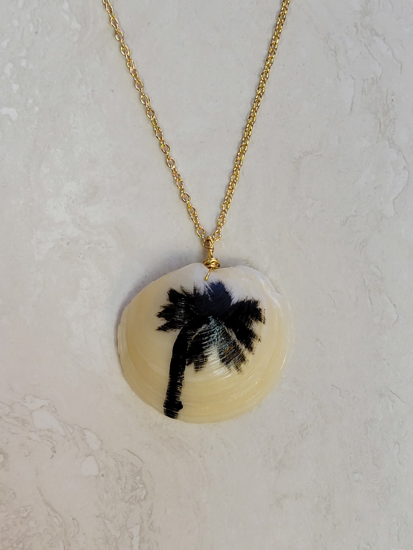 Painted Palm Tree Shell Necklace - Gold - One Of A Kind
