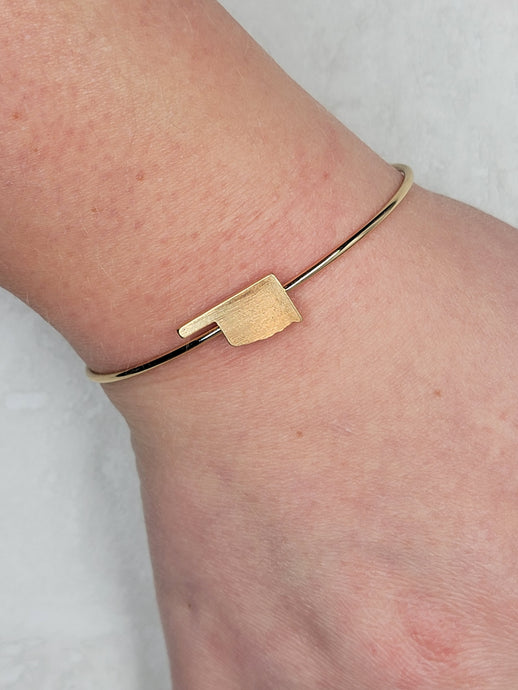 Oklahoma Bracelet - Gold - Adjustable Wire Cuff