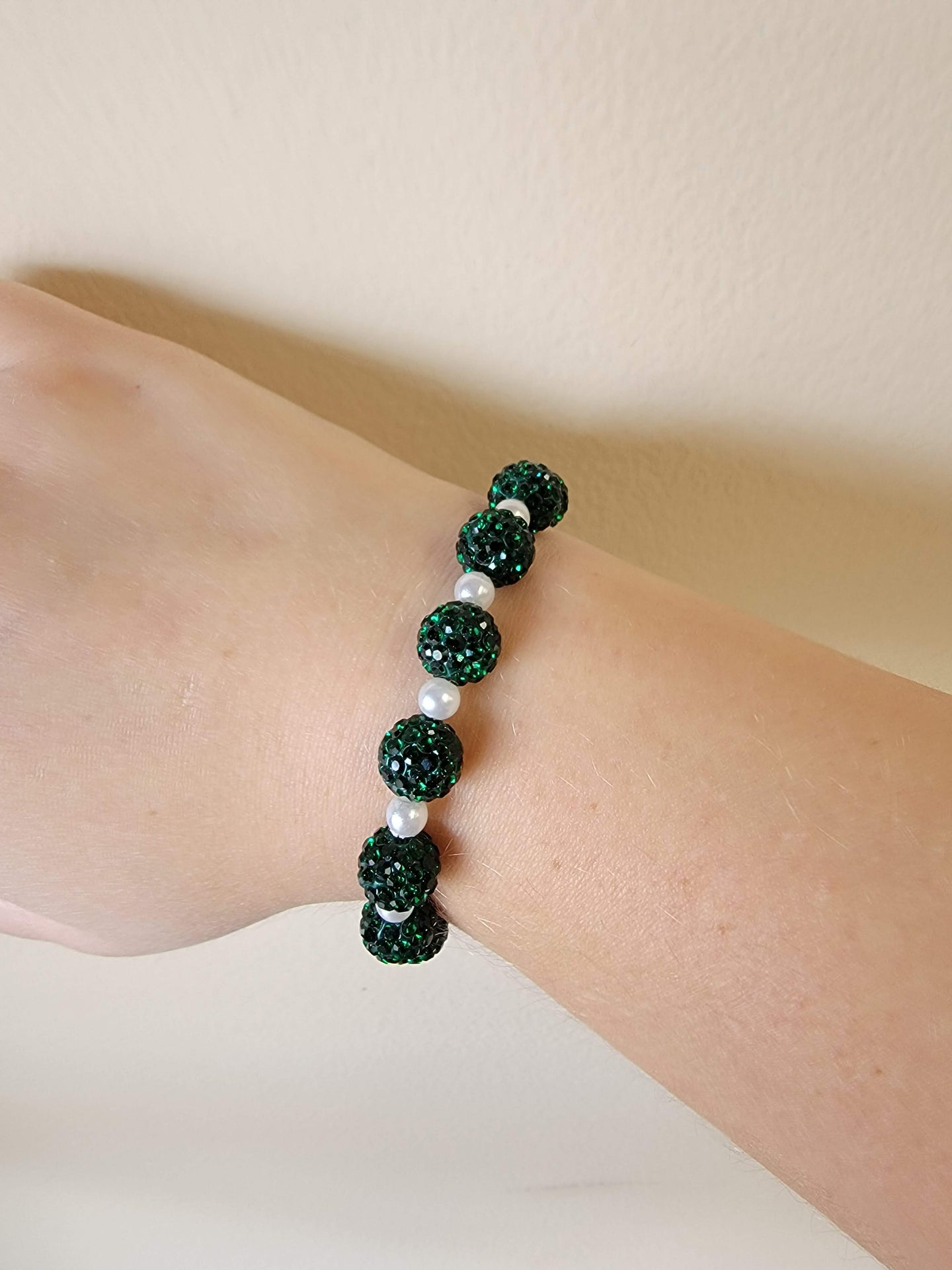 Sparkle Bracelet - Green With Tiny Pearl Accents