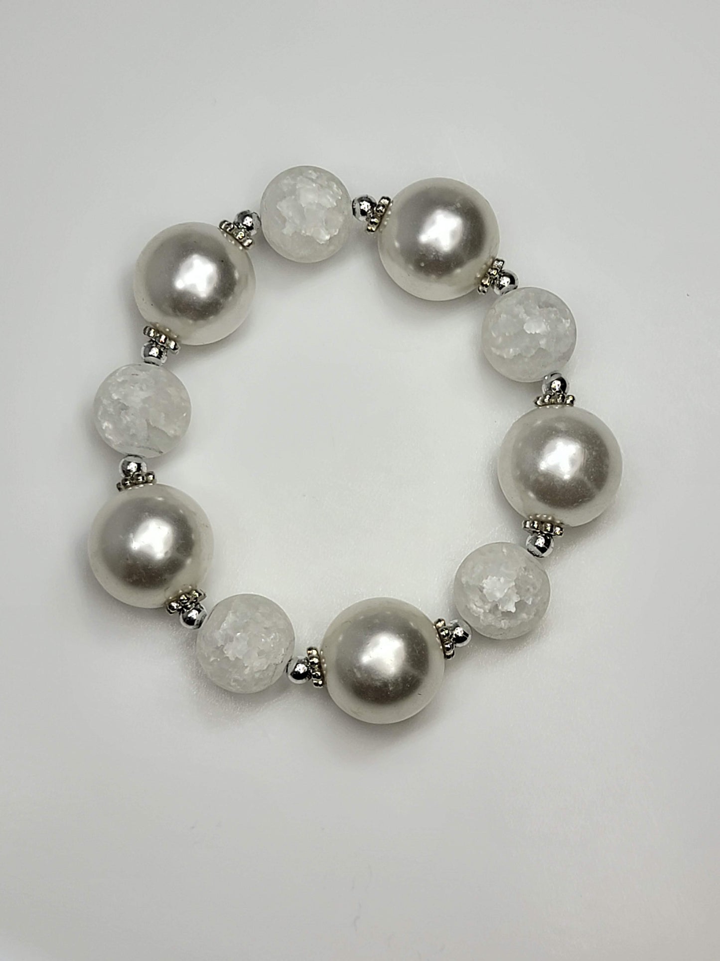 White, Pearl & Silver Bracelet - One of a kind