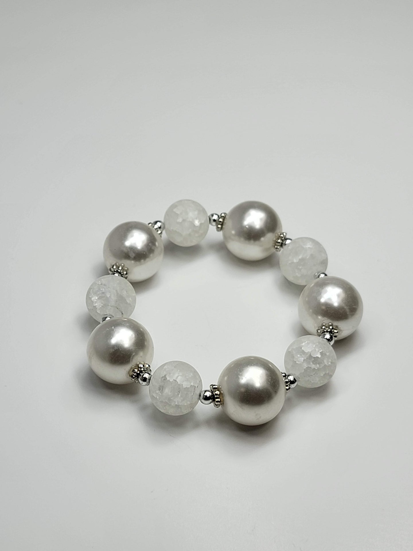 White, Pearl & Silver Bracelet - One of a kind