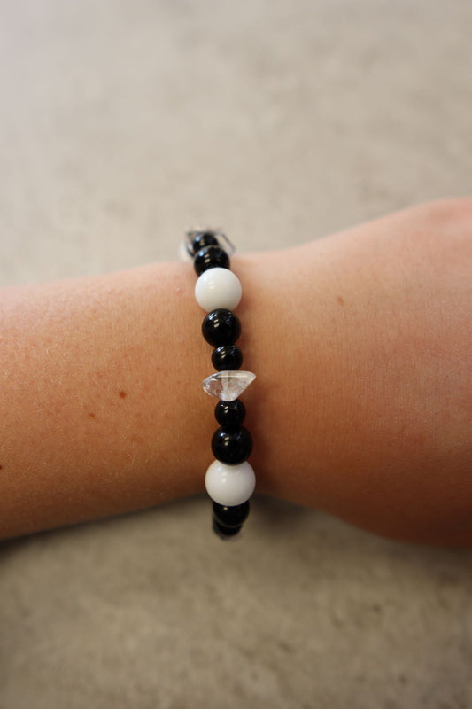 Black, White & Clear Elastic Beaded Bracelet